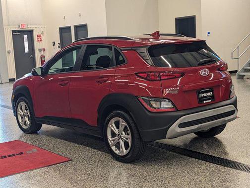 2022 Hyundai KONA SEL