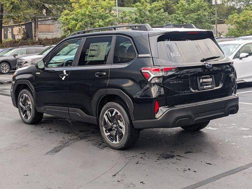 2025 Subaru Forester Hybrid Premium