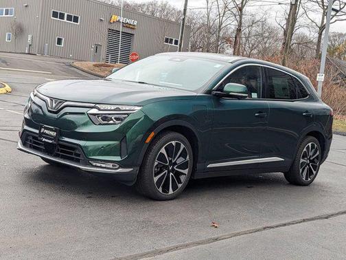 2025 VinFast VF 8 Plus