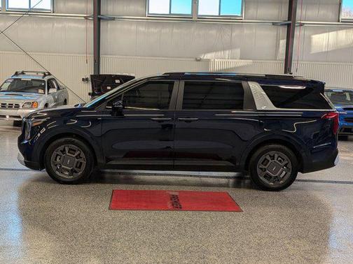 2025 Kia Carnival Hybrid EX