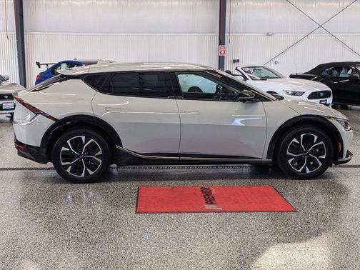 2022 Kia EV6 Wind