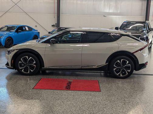 2022 Kia EV6 Wind