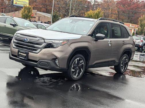 2025 Subaru Forester Hybrid Premium