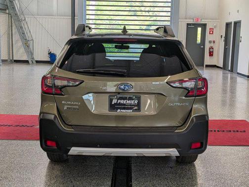 Autumn Green Metallic 2024 Subaru Outback Limited
