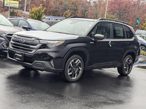 2025 Subaru Forester Hybrid Premium