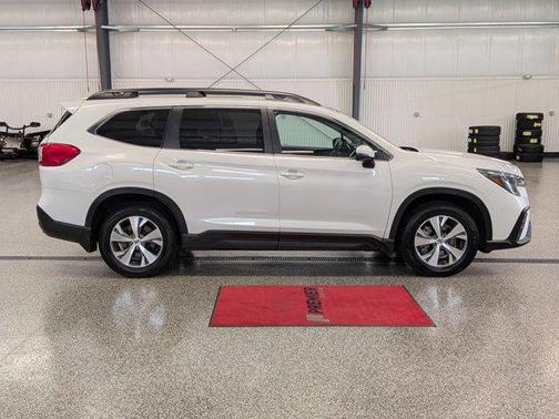 Crystal White Pearl 2023 Subaru Ascent Premium 7-Passenger