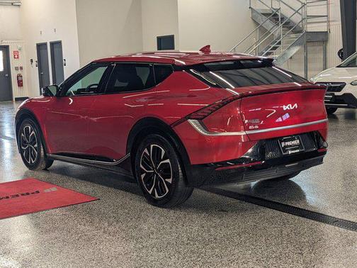 2023 Kia EV6 Wind