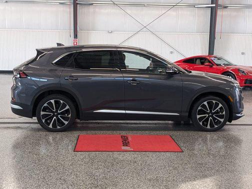 2025 VinFast VF 8 Plus