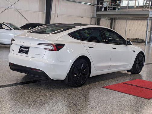 2025 Tesla Model 3 Long Range