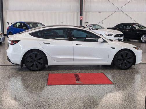 2025 Tesla Model 3 Long Range