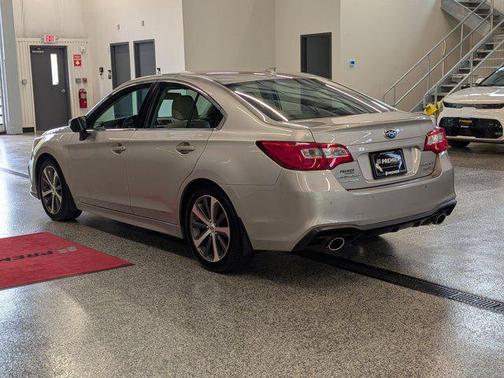 Tungsten Metallic 2019 Subaru Legacy Limited