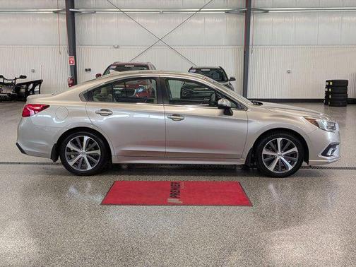 Tungsten Metallic 2019 Subaru Legacy Limited