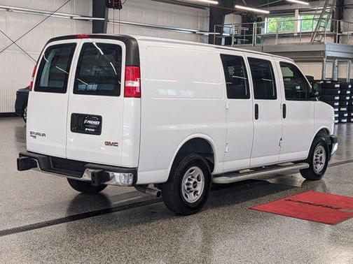 2023 GMC Savana 2500 Work Van
