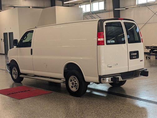 2023 GMC Savana 2500 Work Van