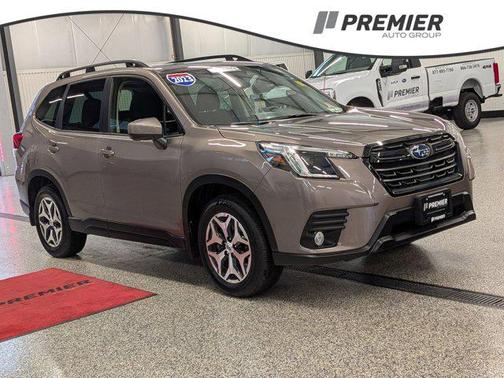 2023 Subaru Forester Premium