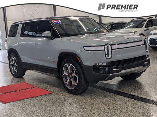 2024 Rivian R1S Adventure
