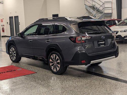 2023 Subaru Outback Touring