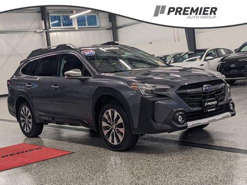 2023 Subaru Outback Touring