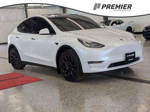 2022 Tesla Model Y Long Range Dual Motor All-Wheel Drive