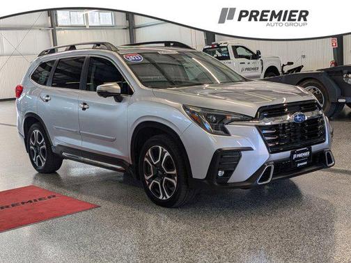 Ice Silver Metallic 2023 Subaru Ascent Touring 7-Passenger