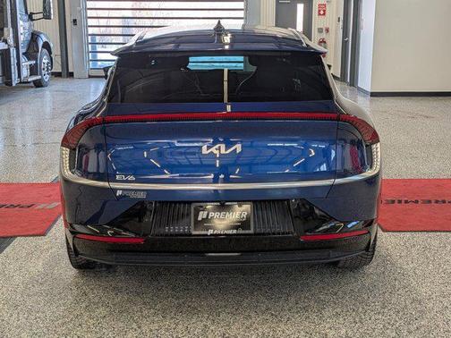 2023 Kia EV6 Wind