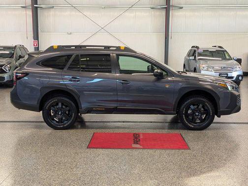 Magnetite Gray Metallic 2024 Subaru Outback Wilderness