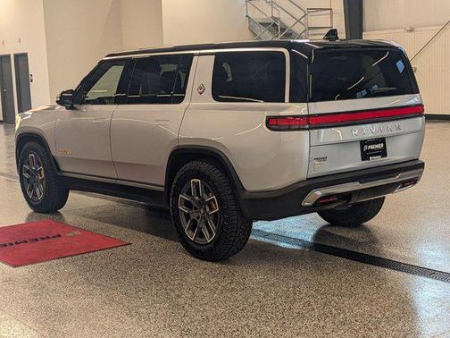 2022 Rivian R1S Launch Edition