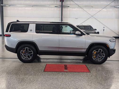 2022 Rivian R1S Launch Edition