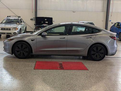 2025 Tesla Model 3 Long Range