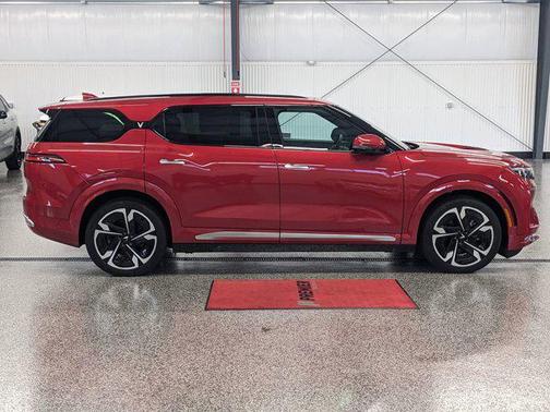 2024 VinFast VF 9 Plus