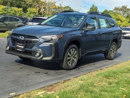 2025 Subaru Outback Base