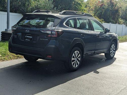 2025 Subaru Outback Base
