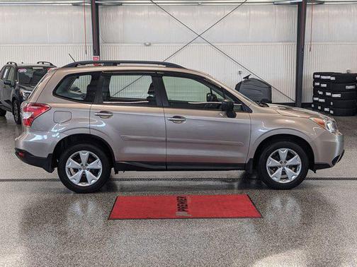 2015 Subaru Forester 2.5i