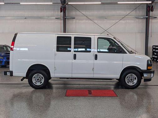 2023 GMC Savana 2500 Work Van
