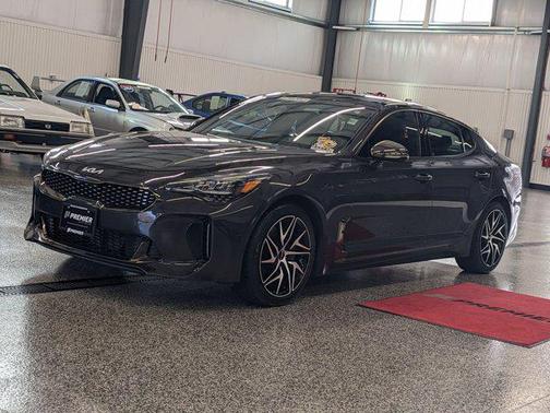 2022 Kia Stinger GT-Line