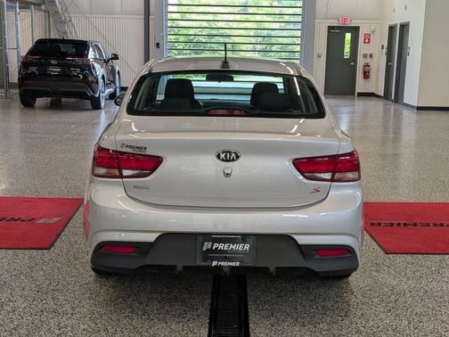 Silky Silver 2020 Kia Rio S