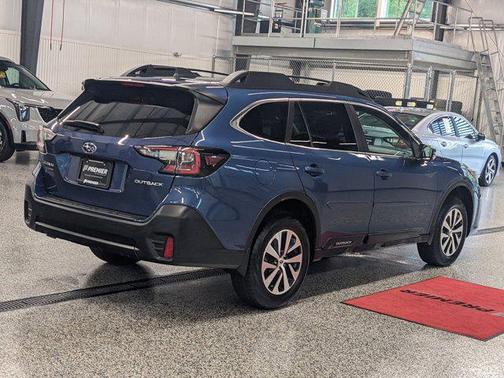 2022 Subaru Outback Premium