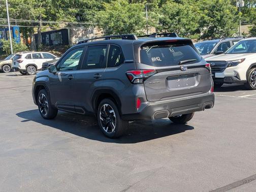 Magnetite Gray Metallic 2026 Subaru Forester Limited