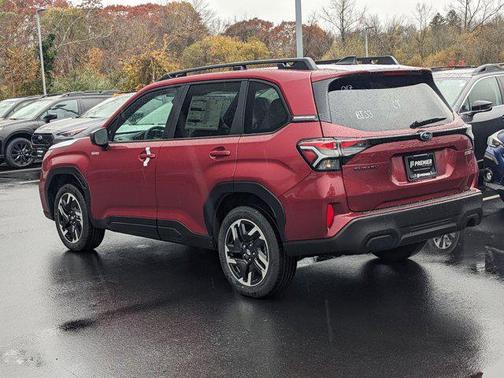 2025 Subaru Forester Hybrid Premium