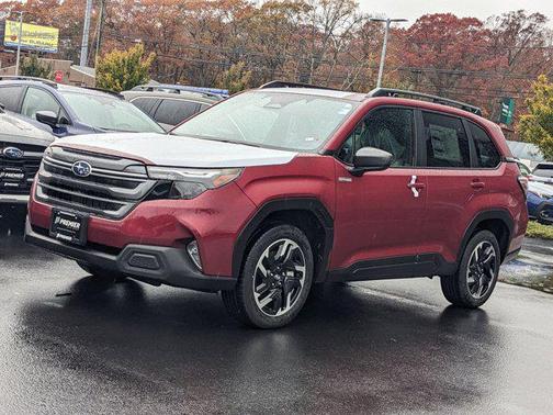 2025 Subaru Forester Hybrid Premium