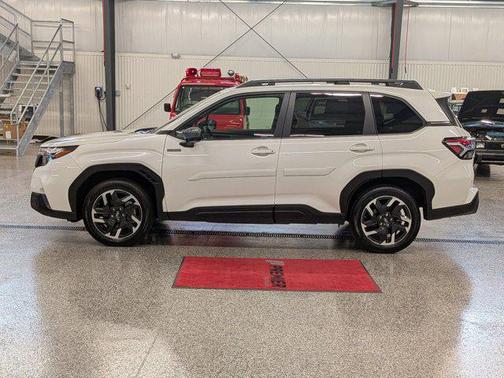 Crystal White Pearl 2025 Subaru Forester Hybrid Premium