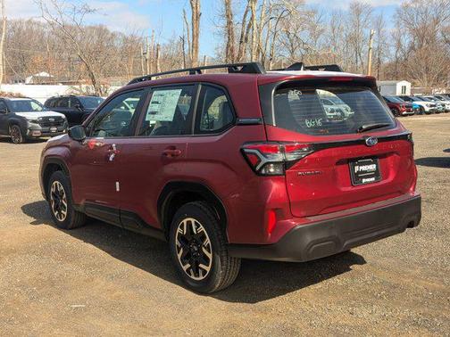 2025 Subaru Forester Base