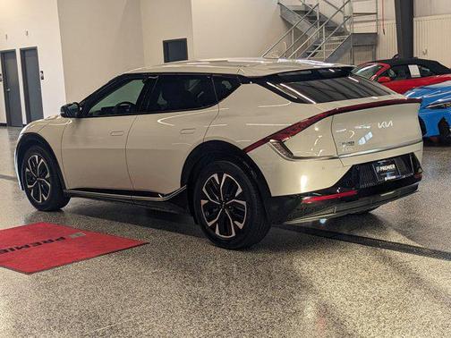 2022 Kia EV6 Wind