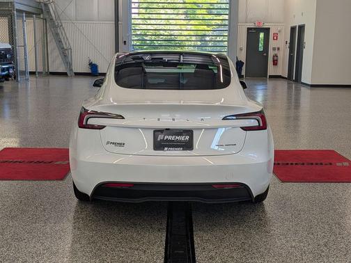 2026 Tesla Model 3 Standard Range