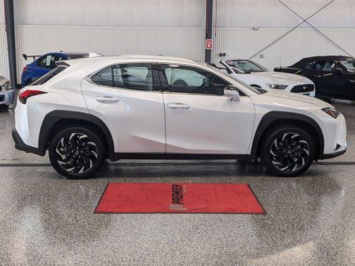 2022 Lexus UX 200 Base