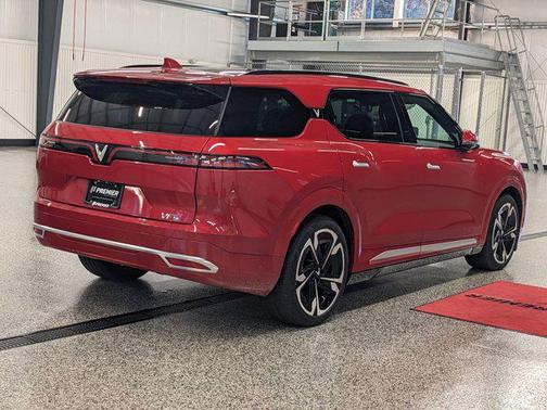 2024 VinFast VF 9 Plus