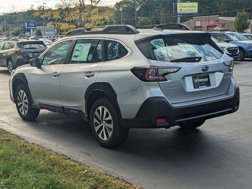 2025 Subaru Outback Base