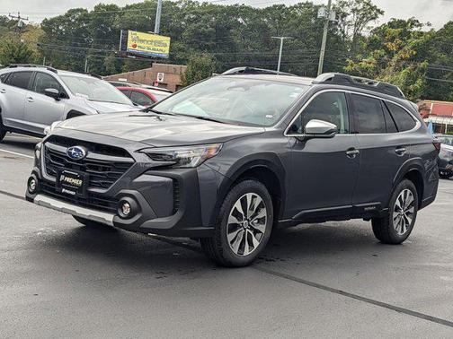 2025 Subaru Outback Touring XT