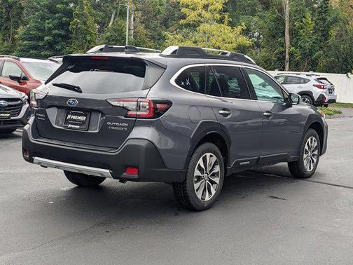 2025 Subaru Outback Touring XT