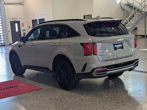 2022 Kia Sorento SX